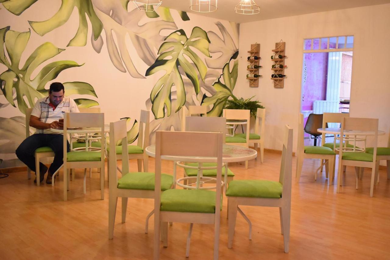 Arbol Cafe Hotel Caicedonia Eksteriør billede